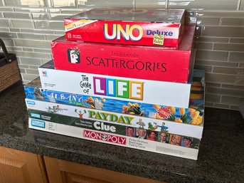 Lot Of Vintage Board Games - Uno, Monopoly, Clue, Scattergories, Life, Payday, Albany In A Box