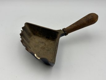 Antique Cast Iron Handheld Ashtray