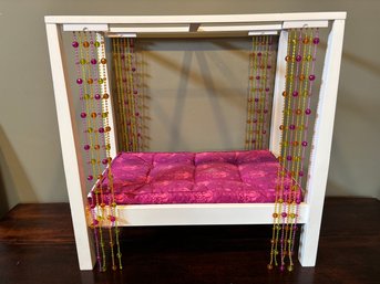 Vintage American Girl Canopy Bed Or Cat Bed 21.5x13x22