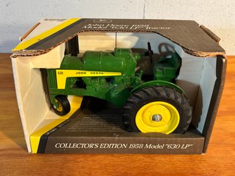 John Deere Die Cast 1958 Model 630 LP Tractor 1/16 Scale By ERTL