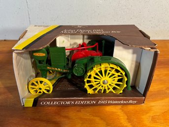 John Deere Vintage Diecast 1915 Model R Tractor Waterloo Boy 1/16 Scale