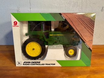 John Deere Vintage Radio Controlled Tractor RC 1/16 Scale By ERTL