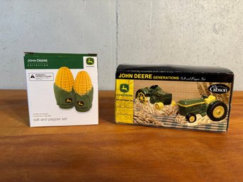 Vintage John Deere Lot Of 2 Salt And Pepper Shakers - Lot 2