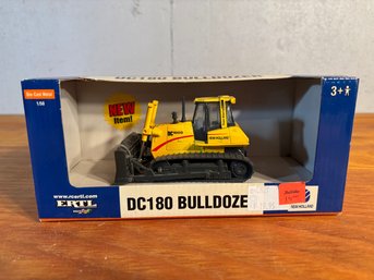 Vintage New Holland DC180 Bulldozer Diecast Metal Model,1/50 Scale By ERTL