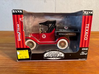 Vintage Model Texaco 1918 Ford Coin Bank 1/24 Scale
