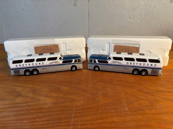 Lot Of 2, GM 4501, Corgi Vintage Greyhound Buses, Diecast Model Buses 1/50 Scale