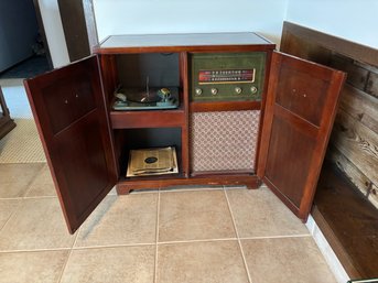 Vintage Philco Record Player Cabinet - Works!