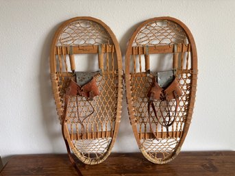 Pair Of Vintage Swenson And Swenson Bearpaw Snowshoes 1960's