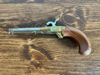 Vintage Reproduction Black Powder Single Shot Percussion Pistol Gun CMC 43638A