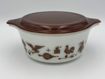 Vintage 1.5pint Pyrex 472 Early American White And Brown