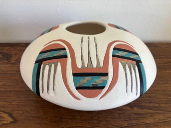 Vintage Native America Southwestern 11' Pottery Vase