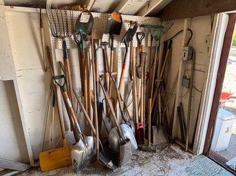 Huge Contractor Lot Of Hand Tools - Shovels, Pitck Forks, Rakes, Pole Augers, Axes, Etc