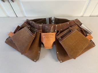 Like New Nicholas Carpenter Apron Leather-like Material No 1527