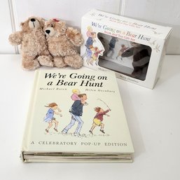 Going On A Bear Hunt Pop-Up Book, Boxed Gift Set And Stuffed Bears
