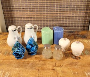 Salt And Pepper Shakers, Lot Of Five Sets