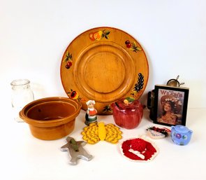 Vintage Kitchen Decor Lot