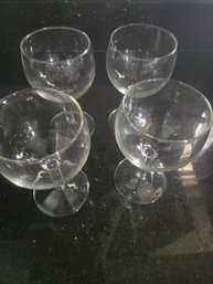 4 Wine Glasses