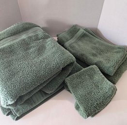 Green Towels