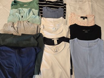 Women's Shirts &/ Sweatshirts