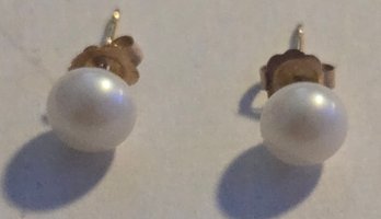 Pearl Earrings 10K