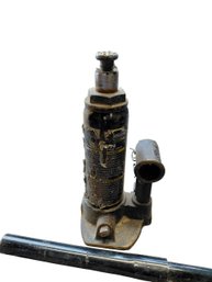 Hydraulic Bottle Jack.