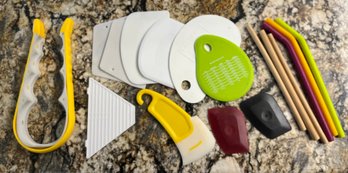 Cake Decorating Utenil Lot