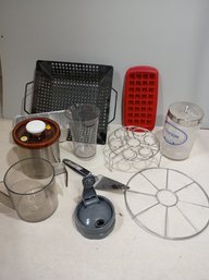 Miscellaneous Kitchen Lot