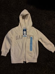 Gap Hoodie Childs Size 6/7 (S)
