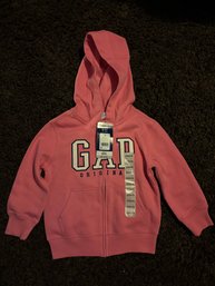 Gap Childs Hoodie. New. Size Xs 4/5