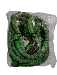 Expandable Garden Hose With Nozzle. New. 75ft Long.
