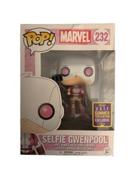 Funko Pop! Marvel: Selfie Gwenpool Vinyl Bobble-head Figure.
