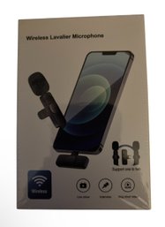 Wireless Lavalier Microphone System Designed For Content Creation