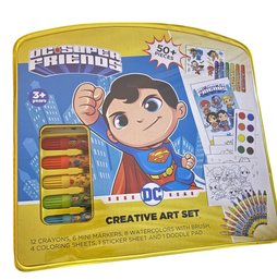 DC Super Friends Creative Art Set. New. Great Gift Idea