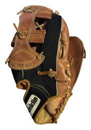 Franklin Baseball Fielding Glove.
