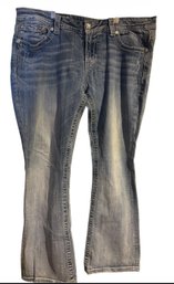 Miss Me Womens Jeans. Size 33