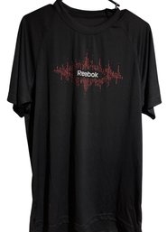 Mens Size XL Reebok T-shirt