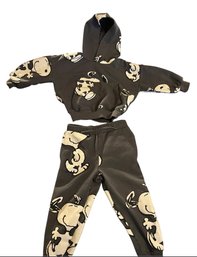 Gray & White Childs Size 2T Snoopy Sweat Outfit.