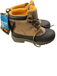 Ozark Trail 3M Thinsulate Womens  Size 6 Waterproof Boots New