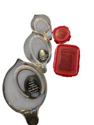 Lock &lock/ OXO Measuring Cups  Tupperware. New