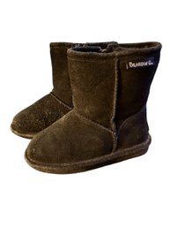 Childs Size 10 Bearpaw Boots. Black