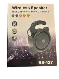 Large Portable Wireless Bluetooth Speaker & Flashlight