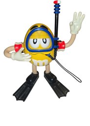 Vintage M&M's AM/FM Shower Radio