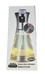 Edible Oil Spray Bottle Made Of 304 Stainless Steel, ABS Plastic, And Borosilicate Glass.