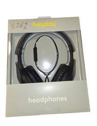 New- Heyday Wired On-Ear Headphones In Black.