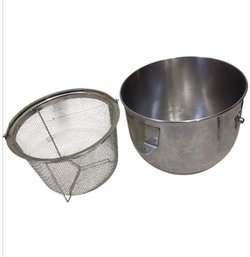 Kitchen Aid 5 Quart Bowl & Large Mesh Steamer Basket