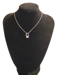 Silver Tone Neckle With Pendant