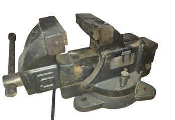 Duracraft Industrial Tools Bench Vise.