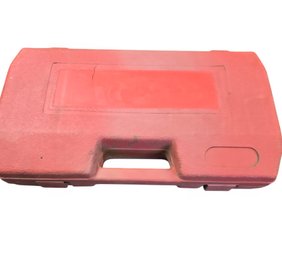 Manual Ratcheting Pipe Threader Kit Used For Cutting Threads Into Pipes.