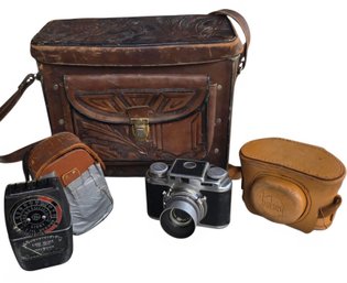 Vintage Bolsey Model B2 35mm Rangefinder Camera