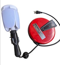 Craftsman Retractable Work Light With A 20 Ft Cord.